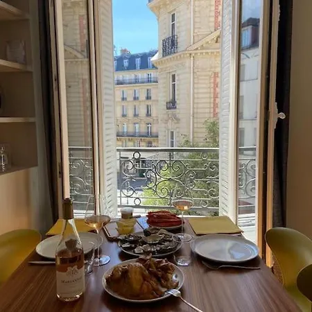 Apartment Coeur De Montorgueil Angle Tiquetonne Ensoleille